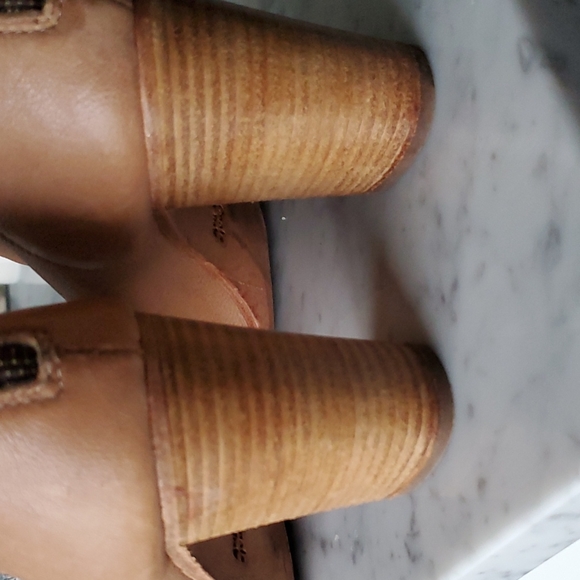 Lemare, peep toe bootie. - Picture 3 of 4